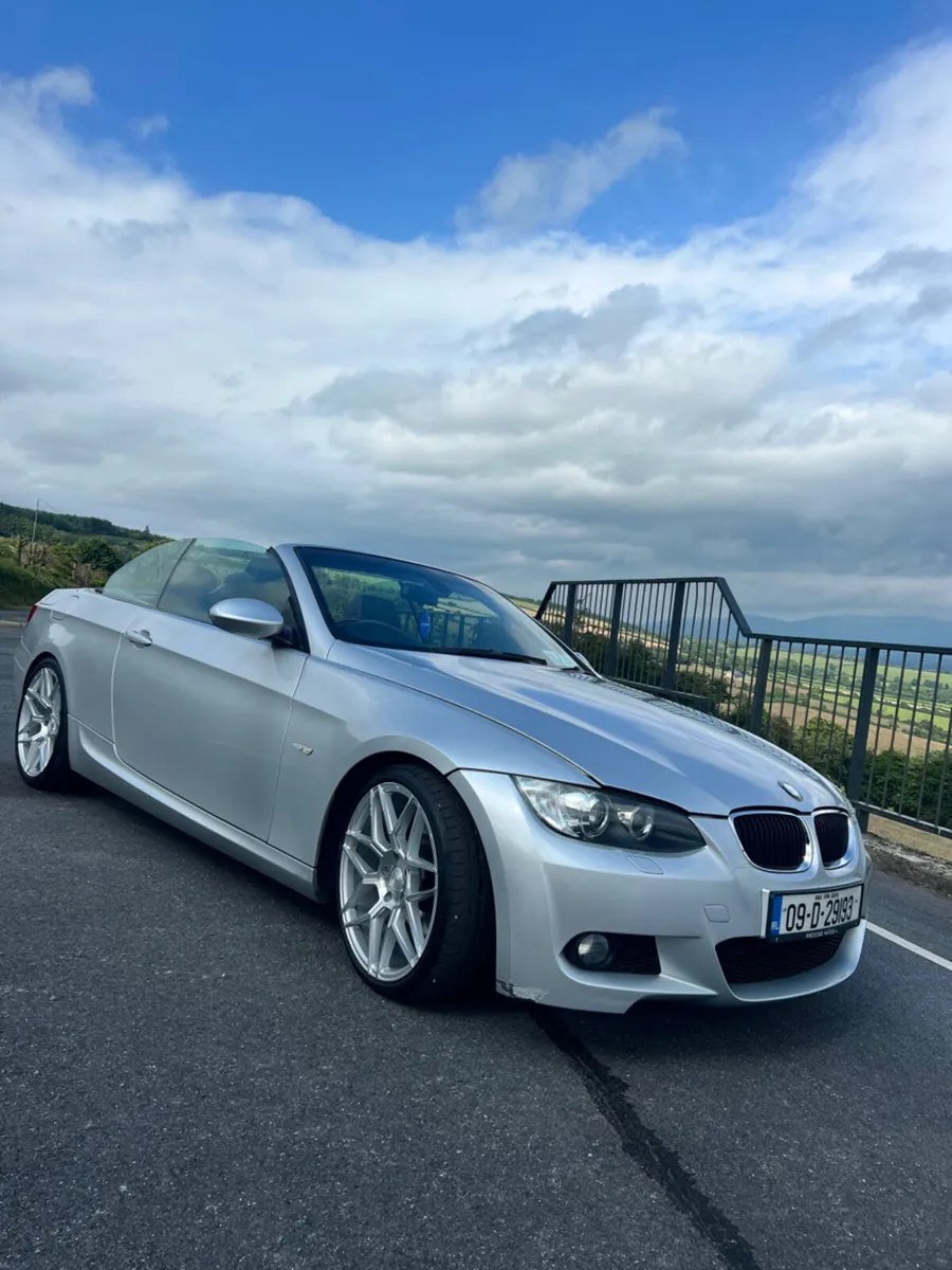Bmw 3-series Hard Top Convertible - Image 2