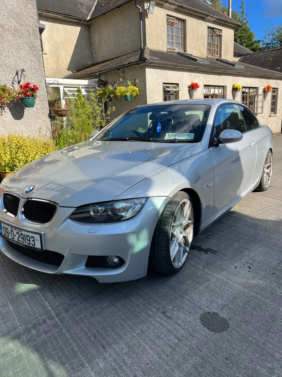 Bmw 3-series Hard Top Convertible - Image 4