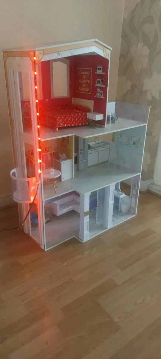 Expensive doll houses for sale on sale