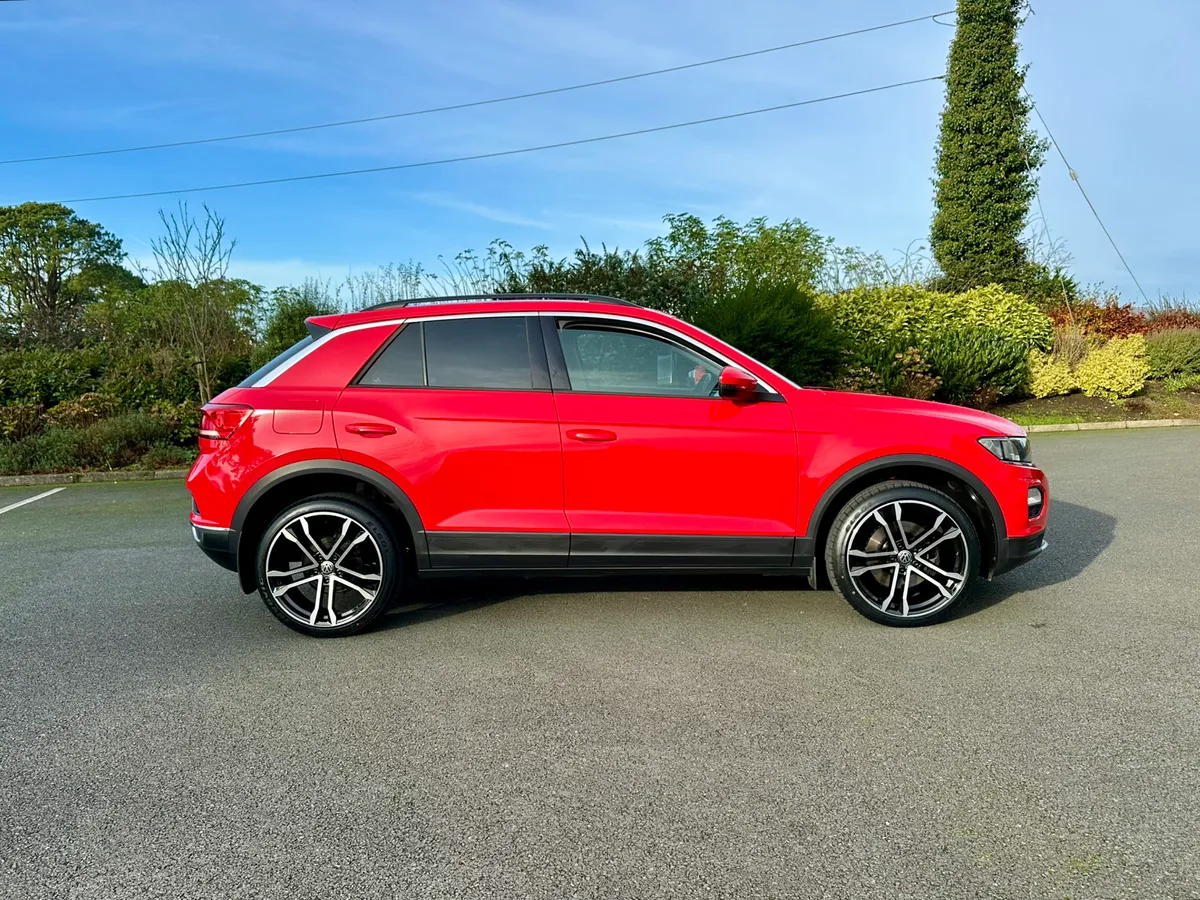 2018 VW T-ROC 1.5 TSI EVO 150 BHP - Image 2