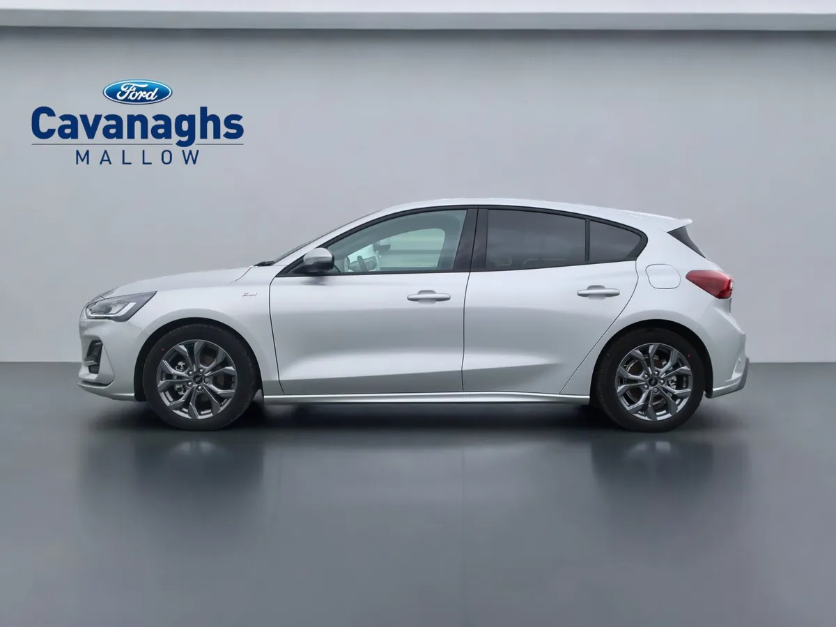 2024 FOCUS  1.0T ST LINE 5DR  125PS M6 - Image 1