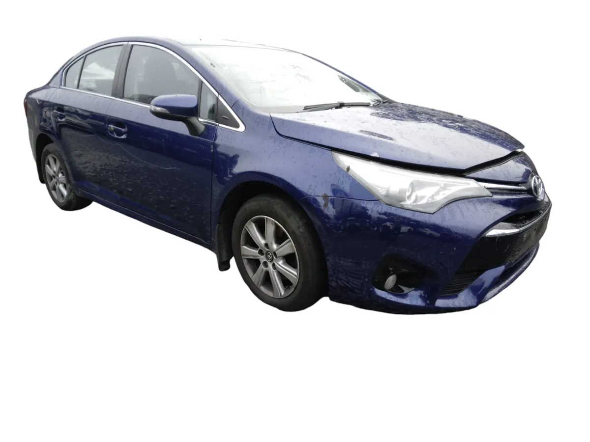 2015 TOYOTA AVENSIS For Breaking/Dismantling - Image 1