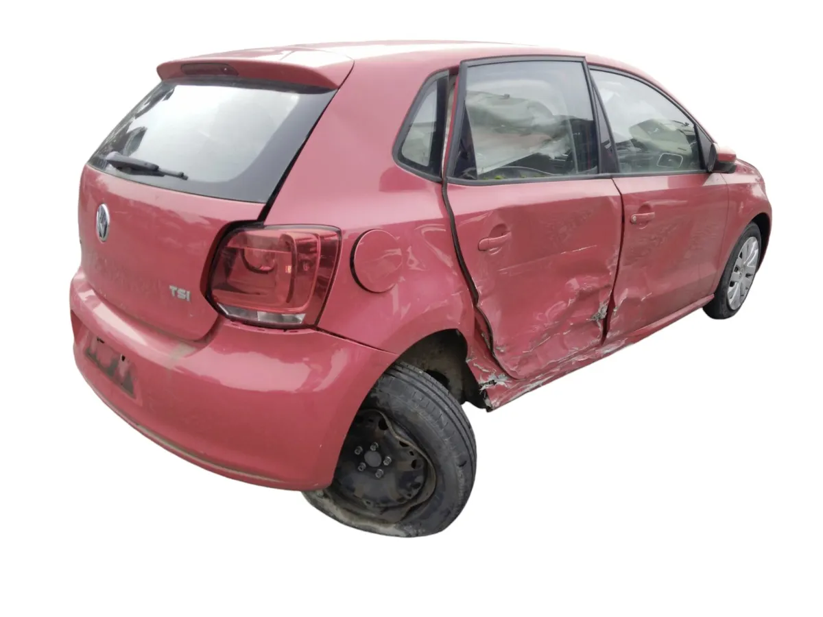 2012 VOLKSWAGEN POLO For Breaking/Dismantling - Image 3