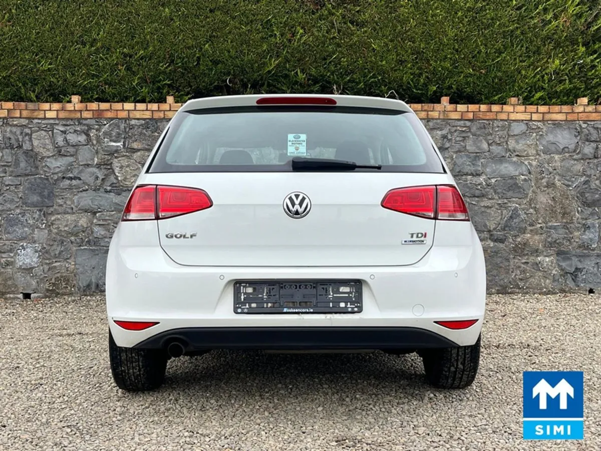 Volkswagen Golf Trendline 1.6 TDI Manual 5speed 1 - Image 4