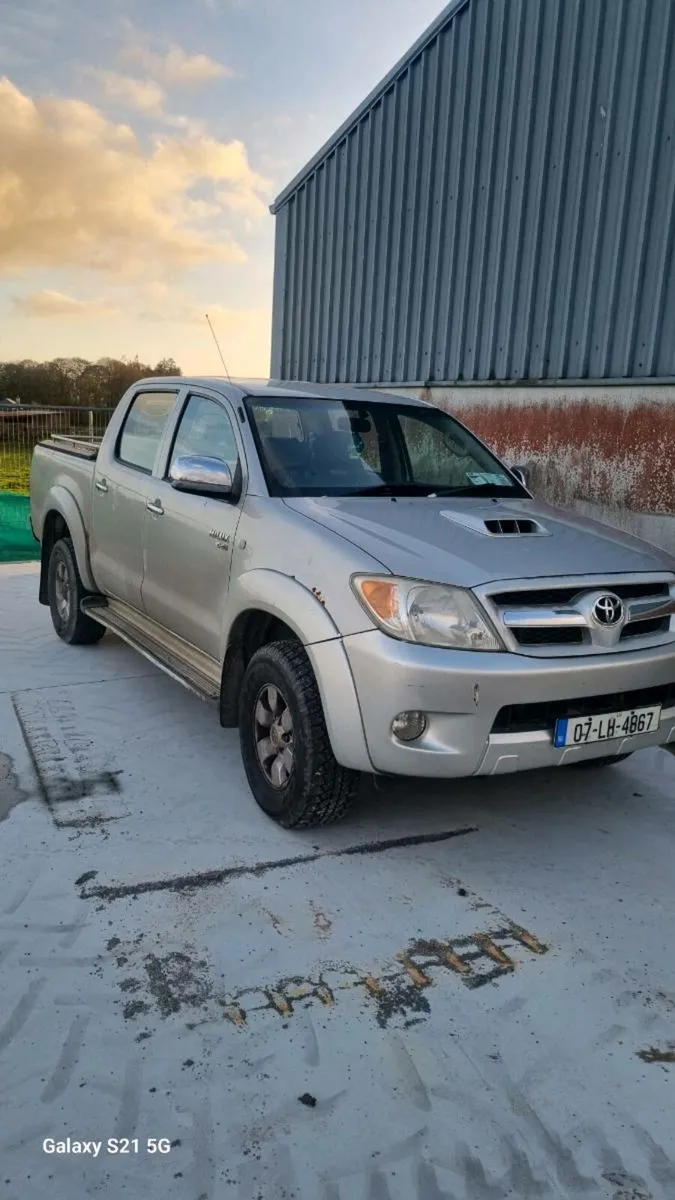 Hilux 2.4 - Image 2