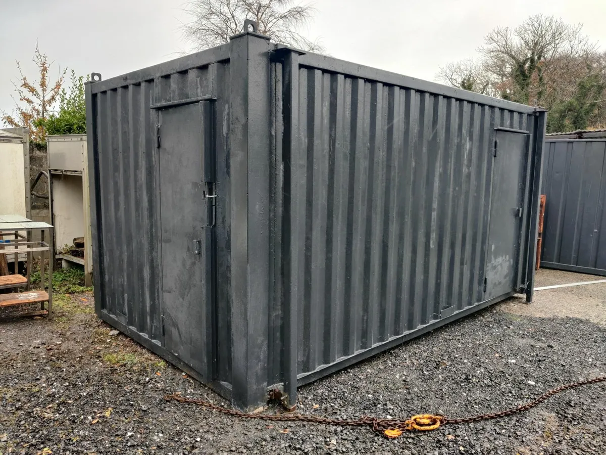 Shipping containers and steel site offices - Image 3