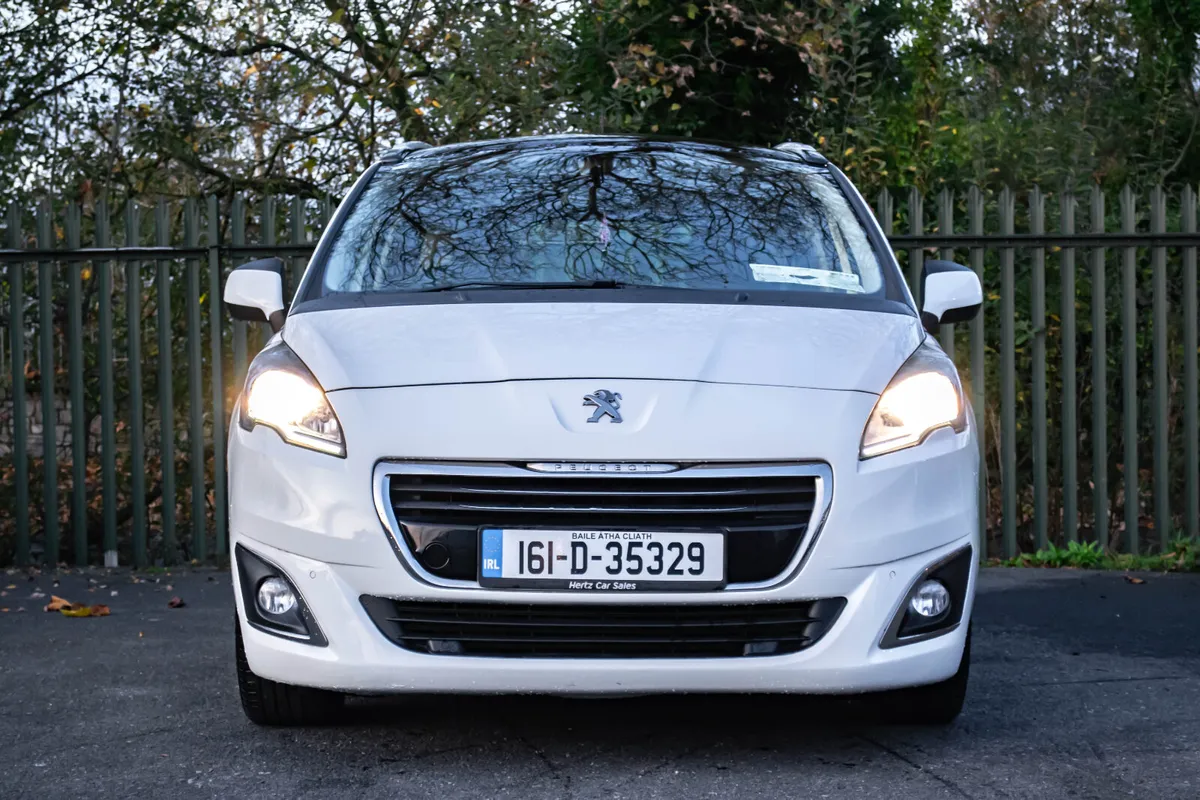 2016 Peugeot 5008 1.6 E-HDI 115 ALLURE *ATOMATIC* - Image 2