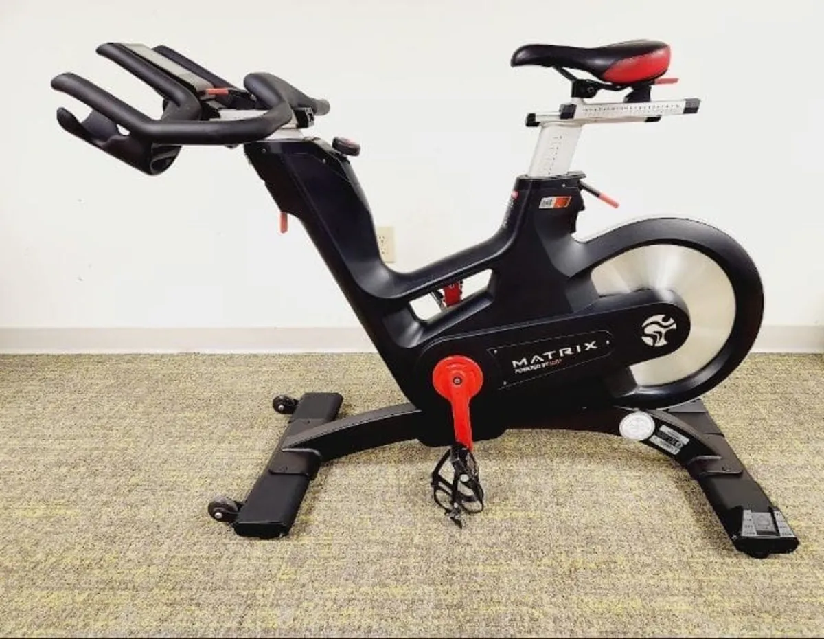 🥶🥶SAVE 1K TODAY EX DISPLAY MATRIX IC7 SPIN BIKES - Image 1