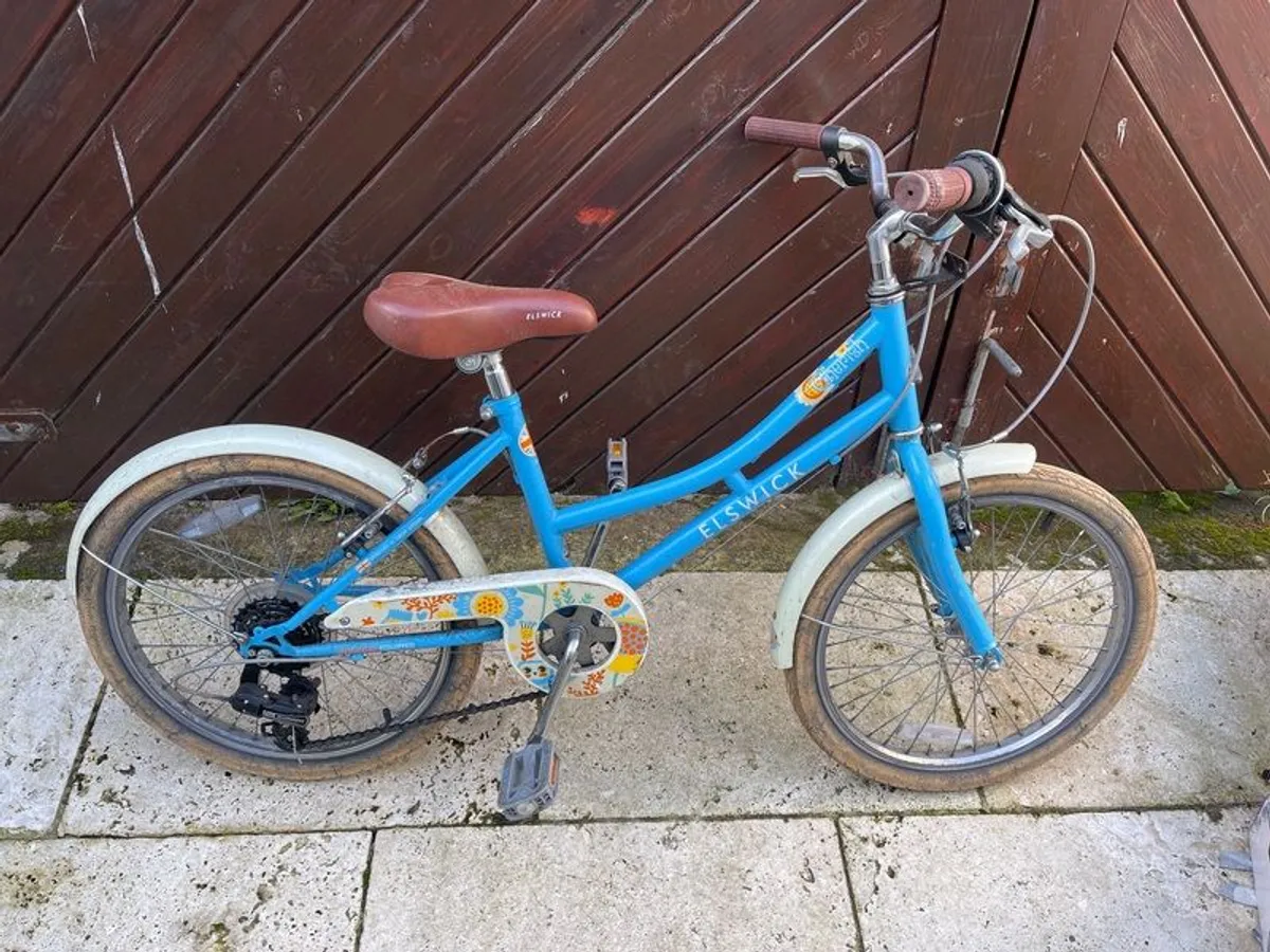 girls bike - Image 3