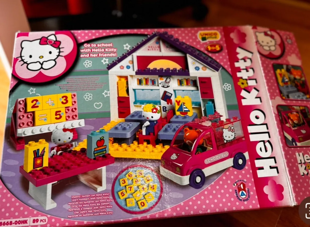 Hello kitty lego duplo sale