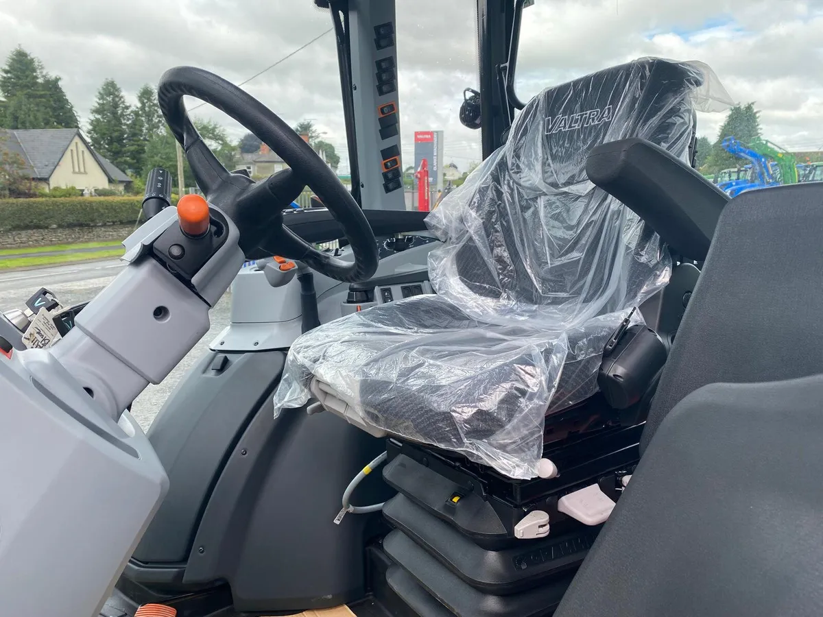 Valtra A115 💥 The Perfect Stockmans Tractor 💥 - Image 2