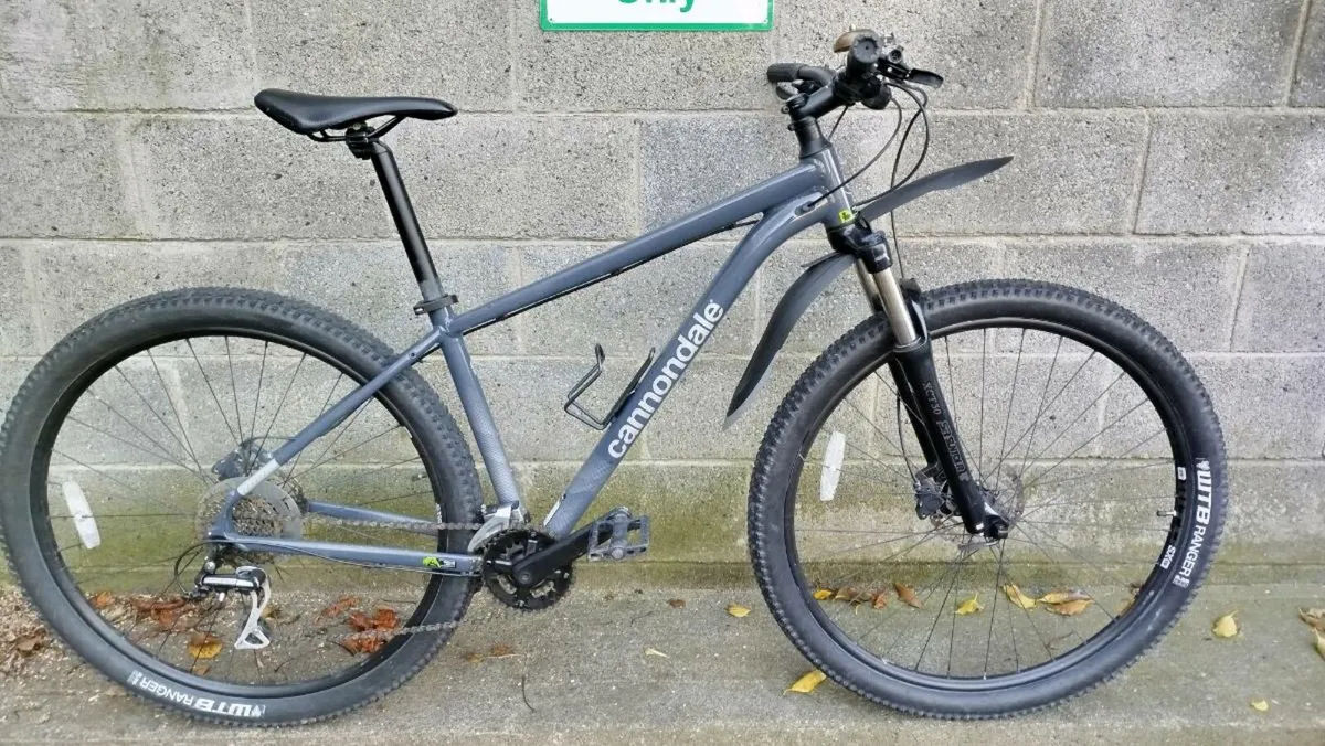 Mountain bike cannondale bicycle corporation on sale