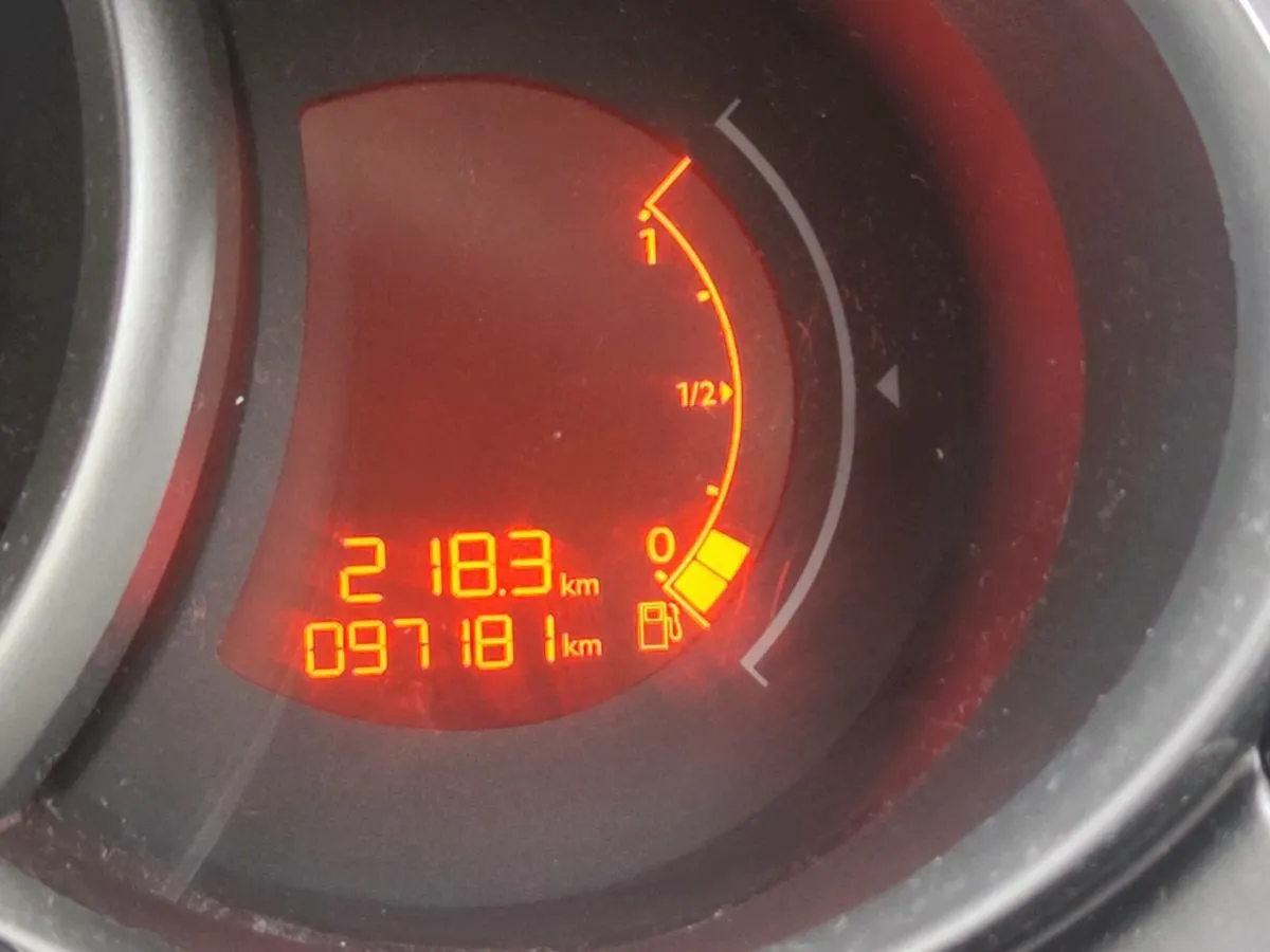 Citroën c3  2014 1.4 diesel - Image 3