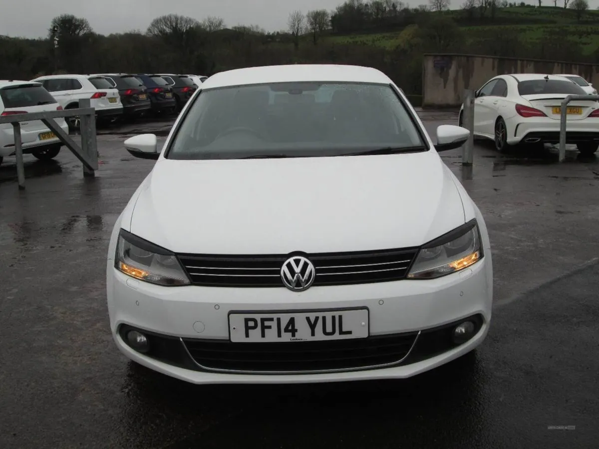 Volkswagen Jetta Diesel Saloon - Image 3