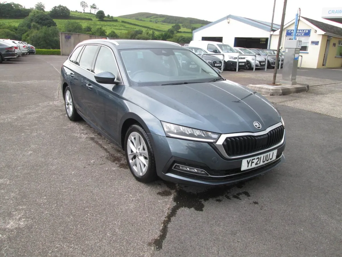 SKODA OCTAVIA 2.0 TDI SEL 5DR ESTATE - Image 2