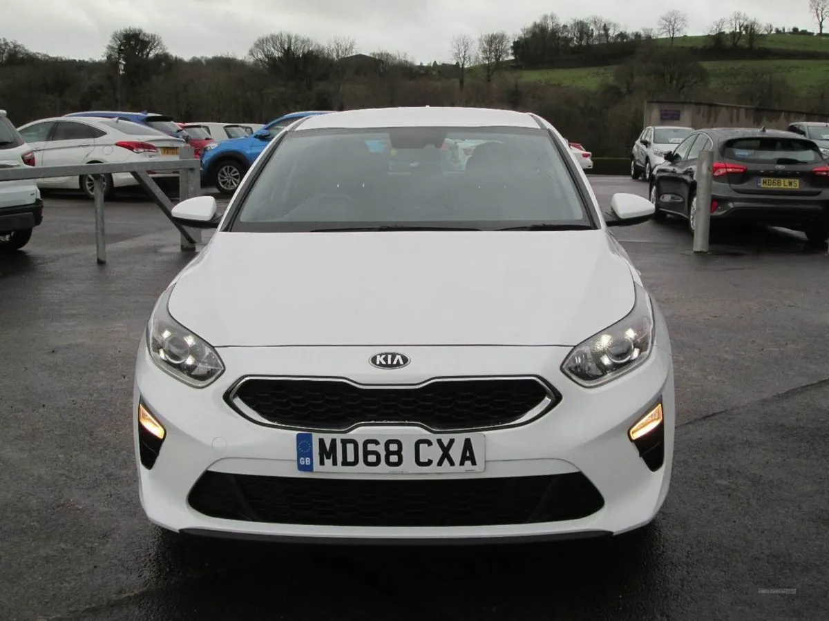 2019  KIA  CEED  1.6  CRDI   2  ECO  5DR - Image 2