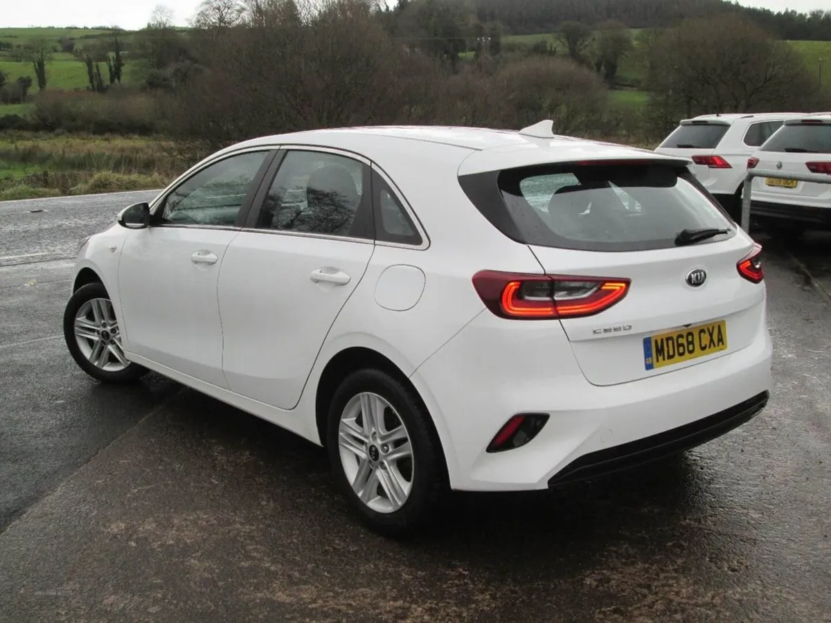 2019  KIA  CEED  1.6  CRDI   2  ECO  5DR - Image 4