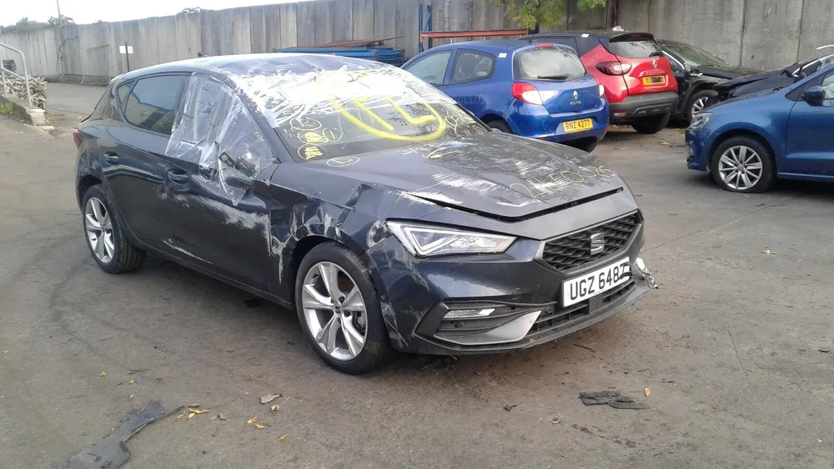 2021 SEAT LEON BREAKING FOR PARTS - Image 4