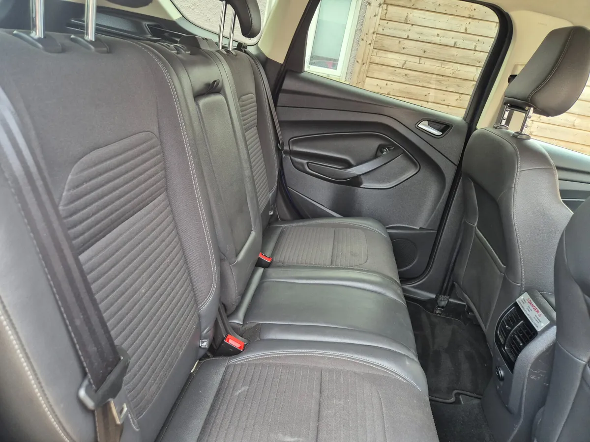 Ford Kuga 2018 Comercial 4 Seater - Image 2
