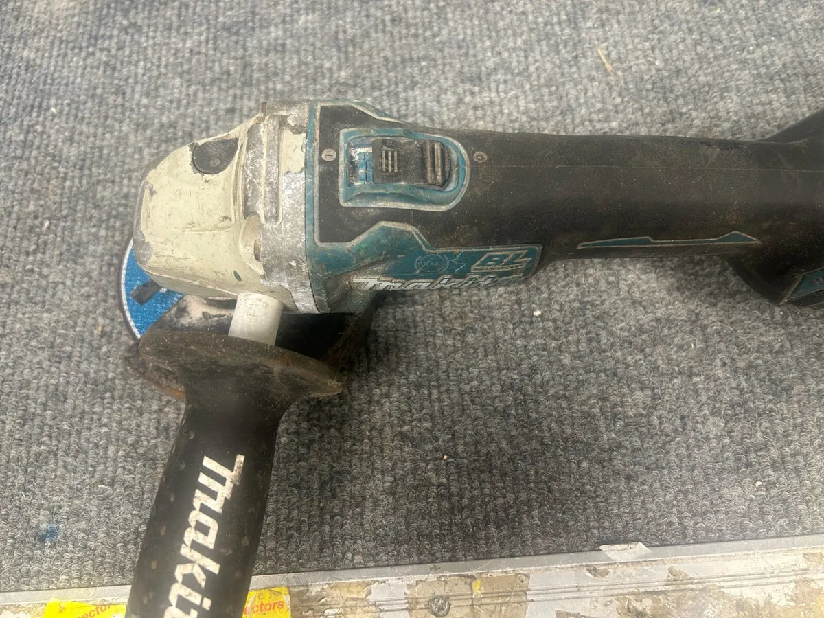 Makita Grinder DGA 463 for sale in Co. Cork for 99 on DoneDeal