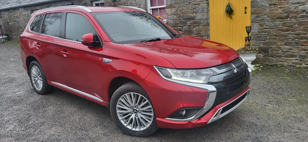 Mitsubishi Outlander 2020 PHEV **UNBEATABLE VALUE - Image 1