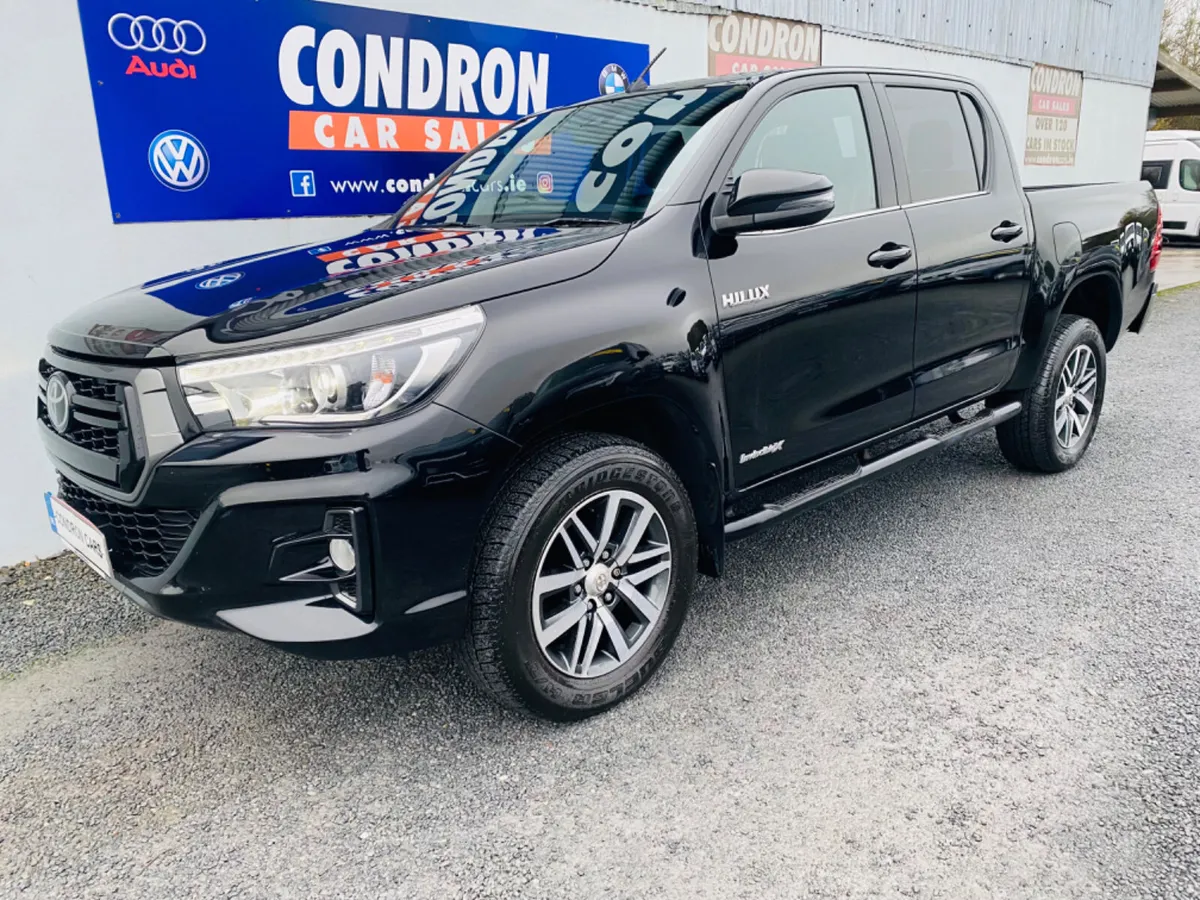 2020 TOYOTA HILUX 2.4 D4D INVINCIBLE X MANUAL - Image 1