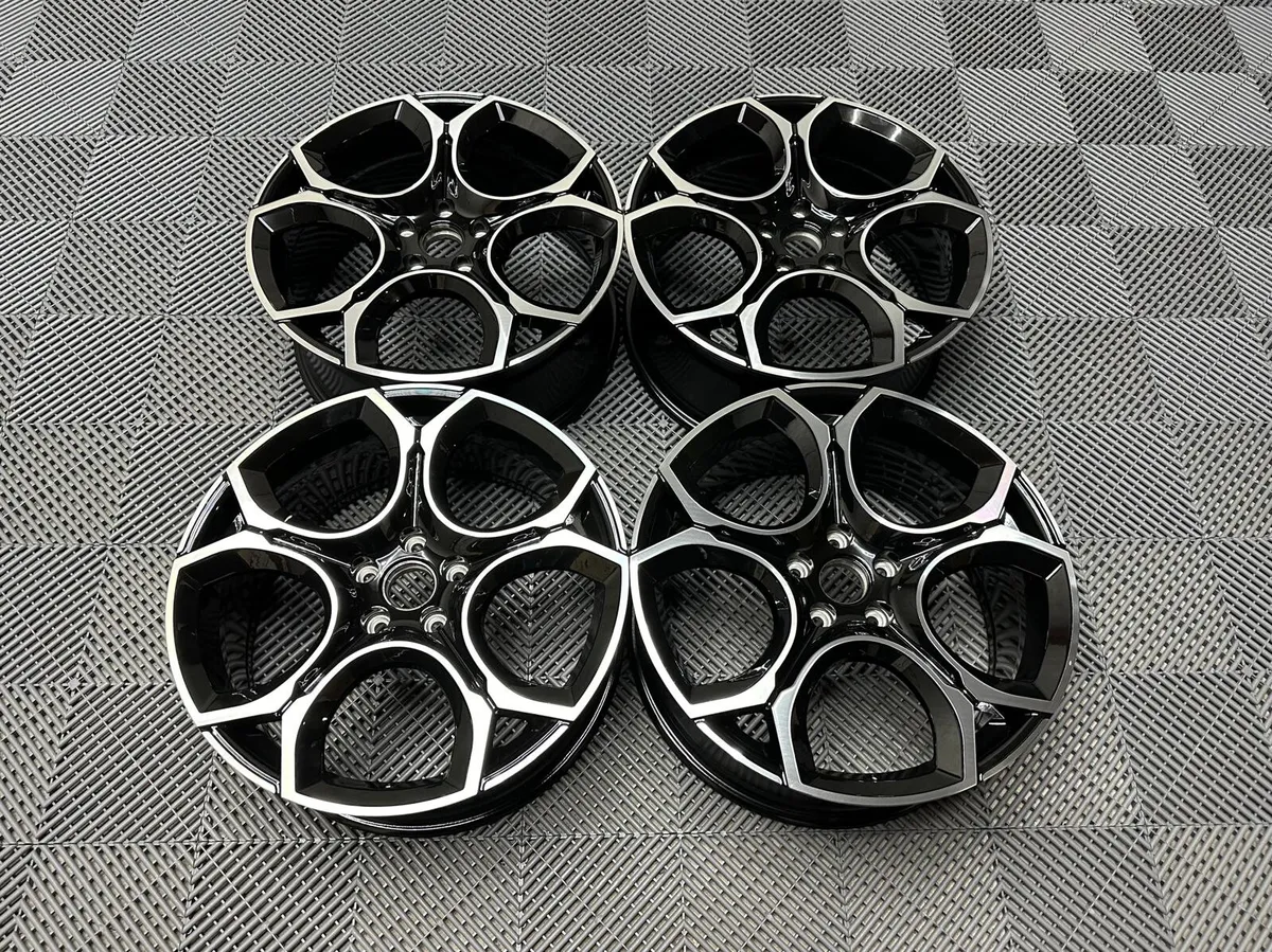 18 19" Inch Queenstown Style Alloys VW Golf 5x112 - Image 1