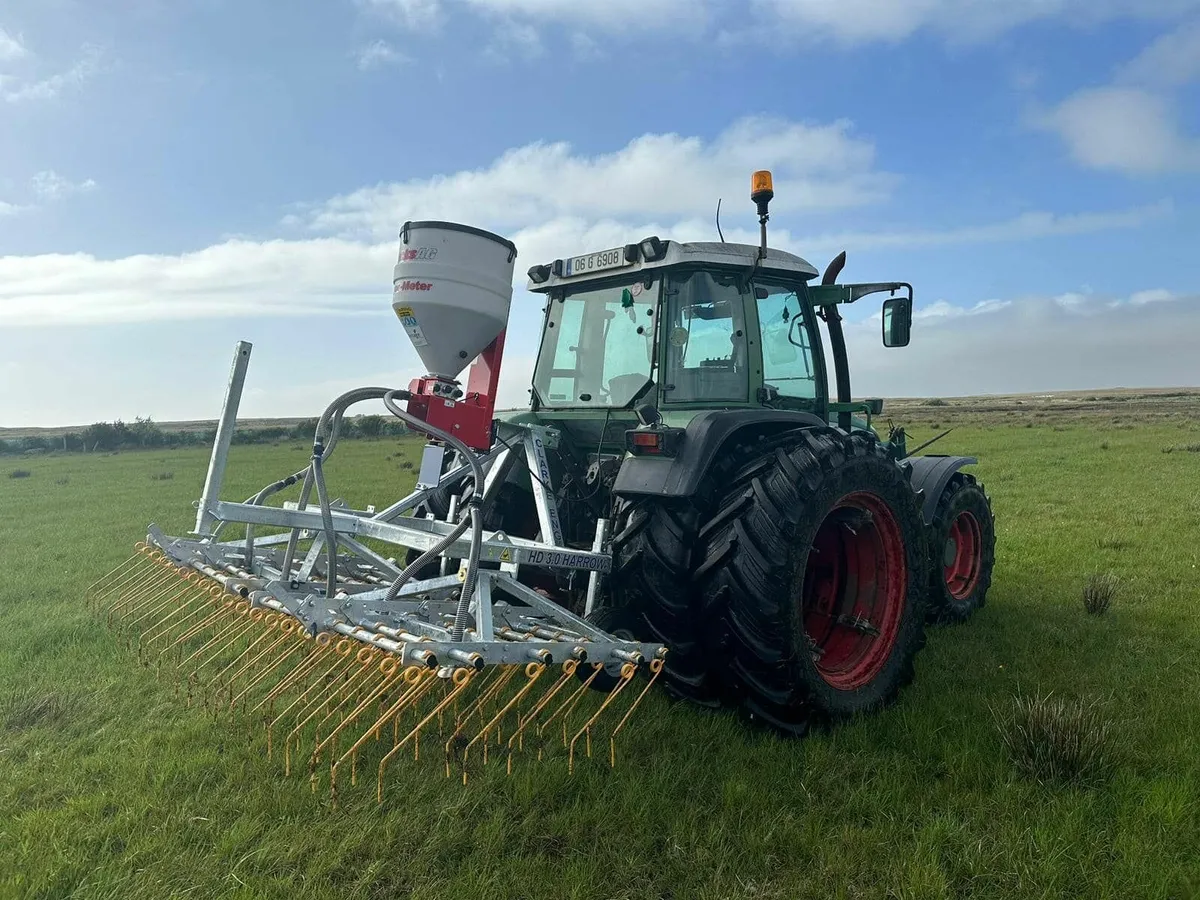 Clarke Heavy Duty Tine Grass Harrows - Image 4