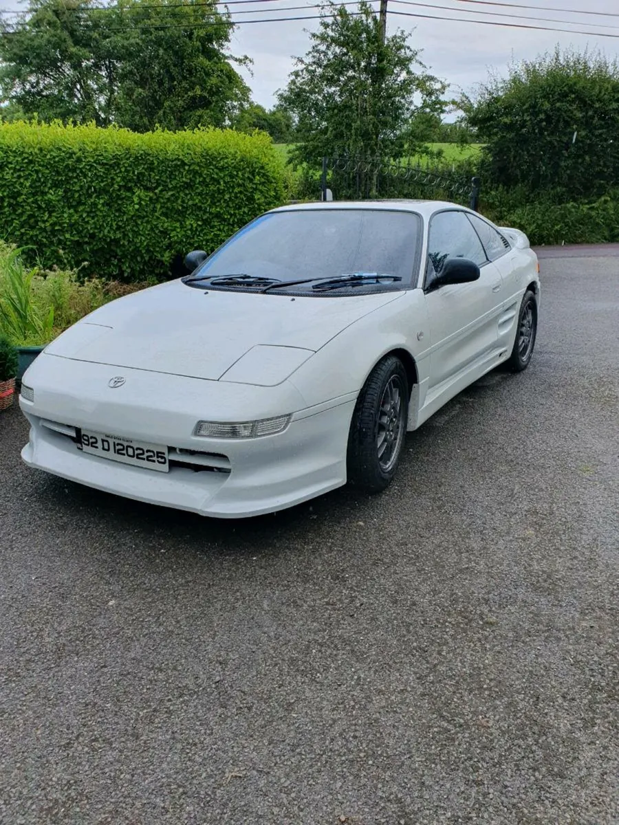 Toyota mr2 - Image 2