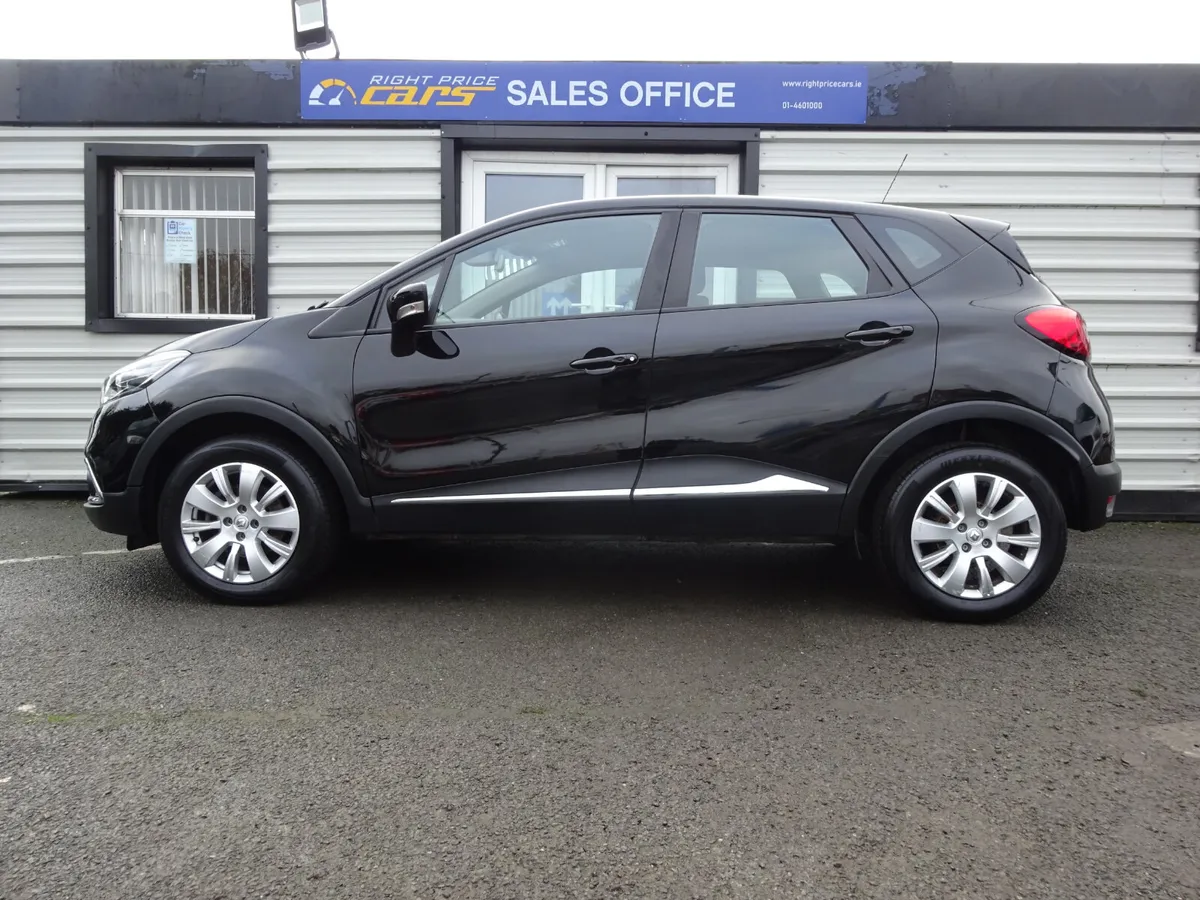 RENAULT CAPTUR 1.5 DCI LIFE LOW MILEAGE - Image 4