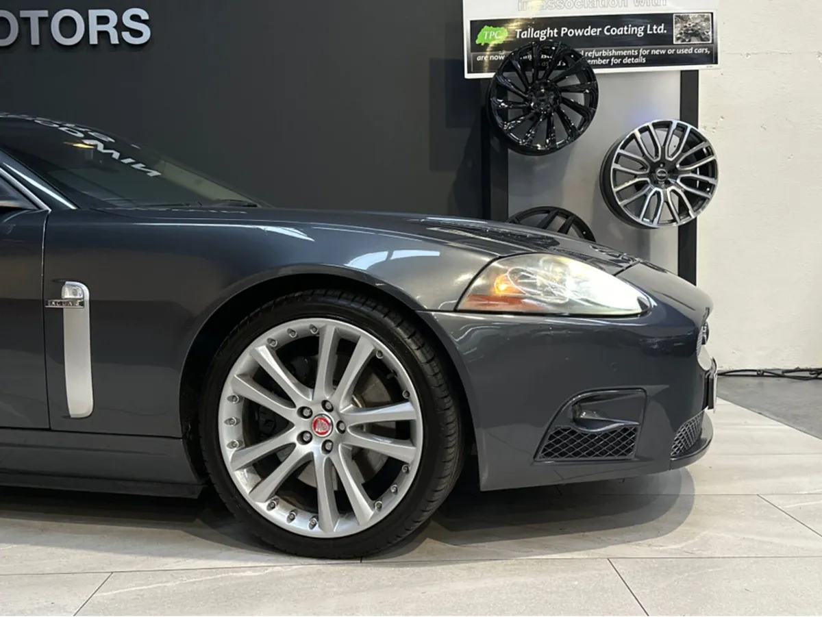 XKR 4.2 SUPERCHARGED 420 BHP - Image 4