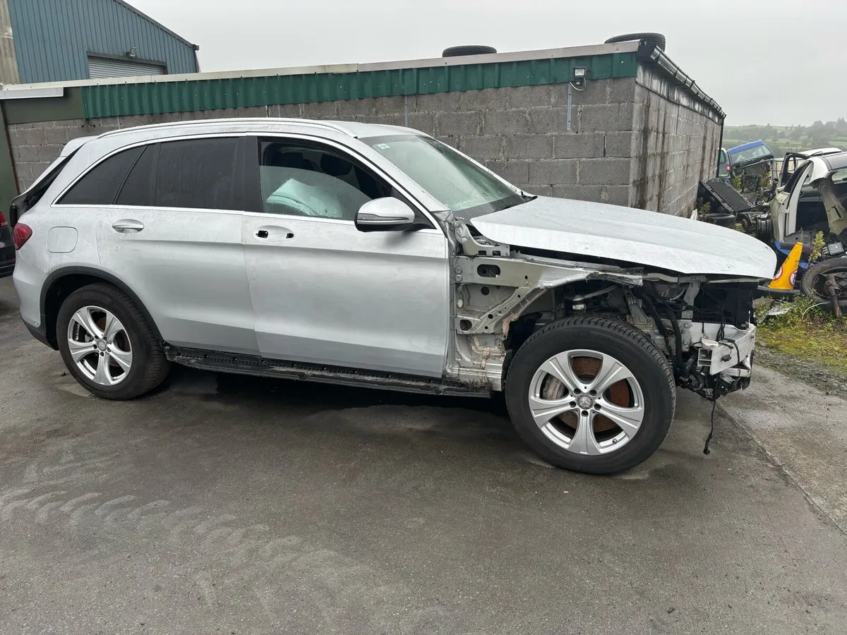 Mercedes GLC 2021 - Image 1