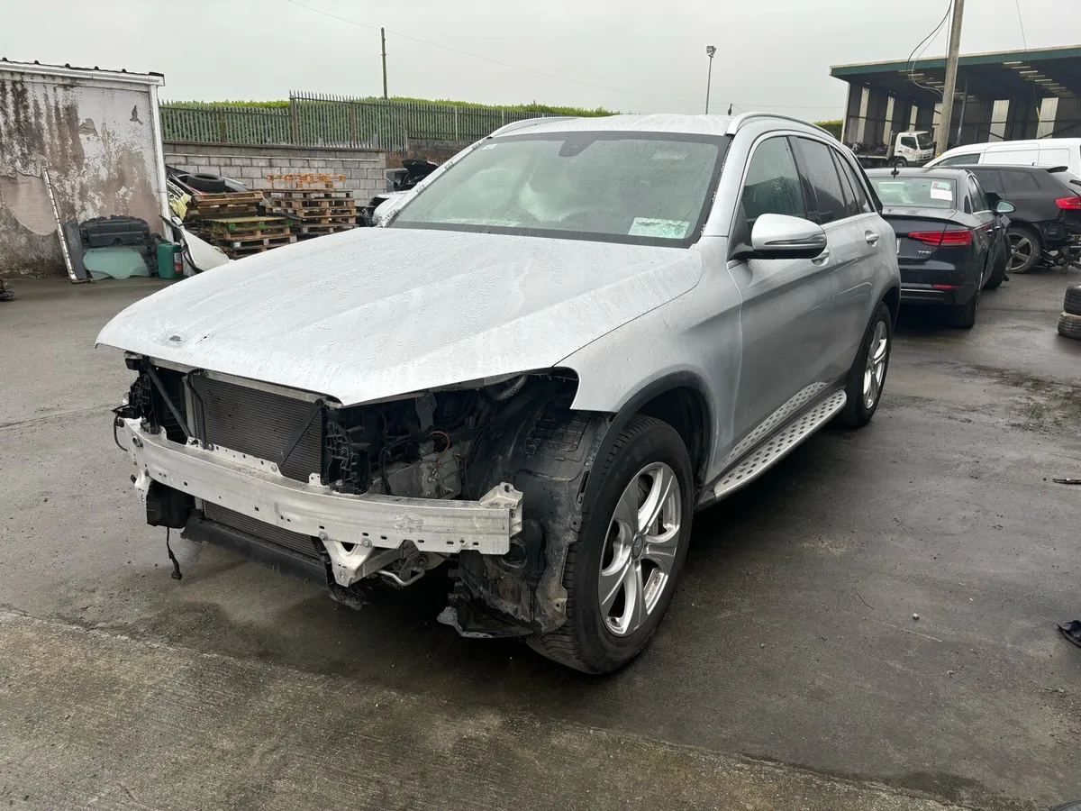 Mercedes GLC 2021 - Image 2