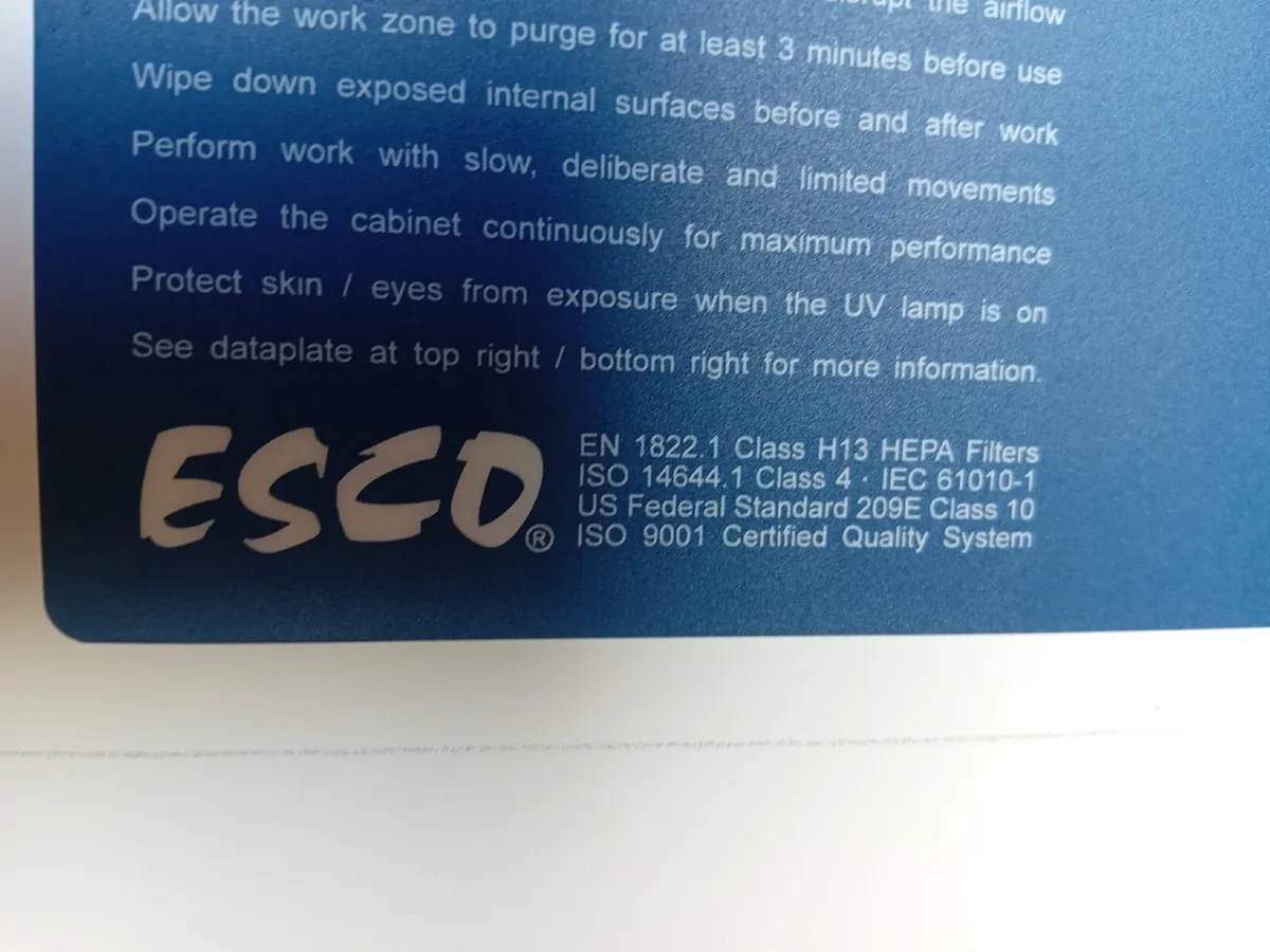 Esco Laminar Flow Cabinet - Image 4