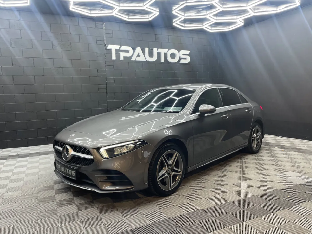 2020 (202) MERCEDES A250E AMG LINE 26,995 - Image 1