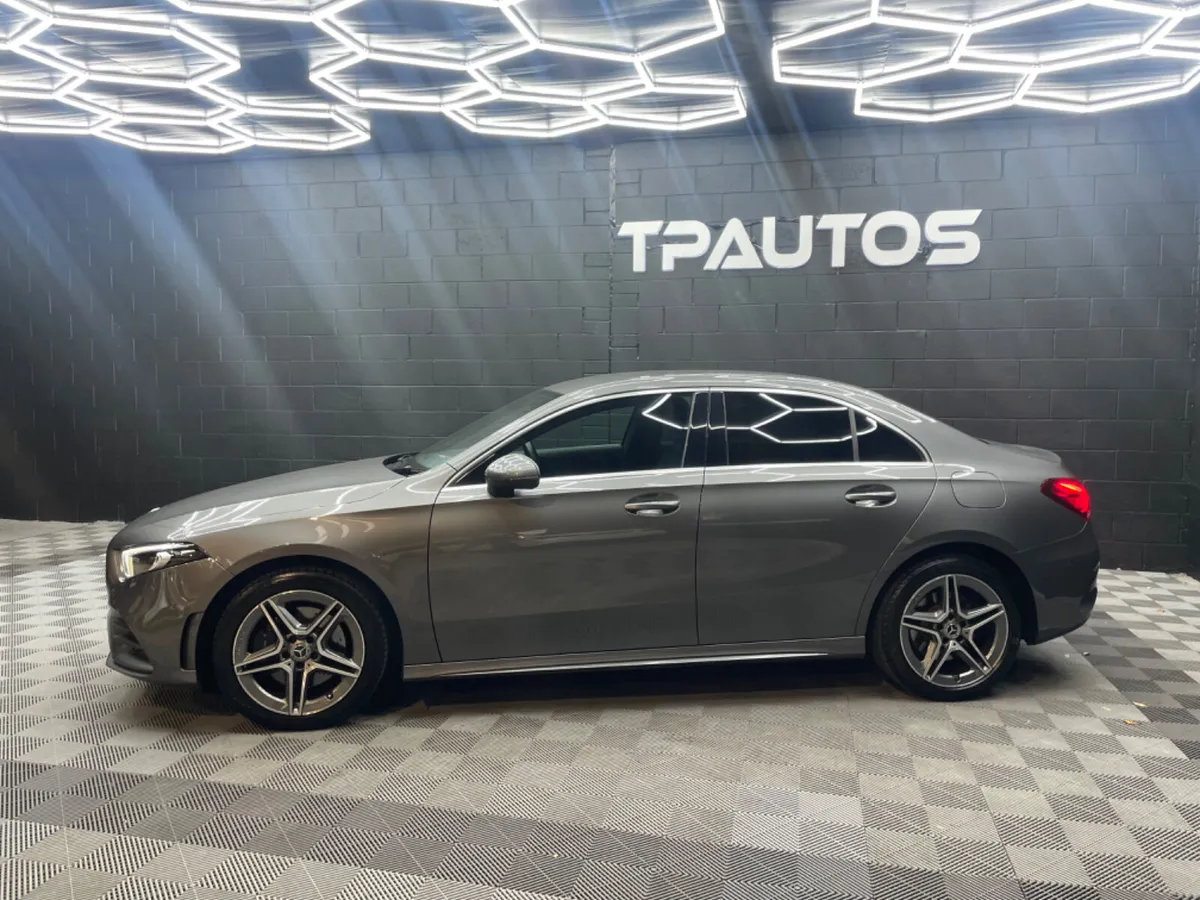 2020 (202) MERCEDES A250E AMG LINE 26,995 - Image 4