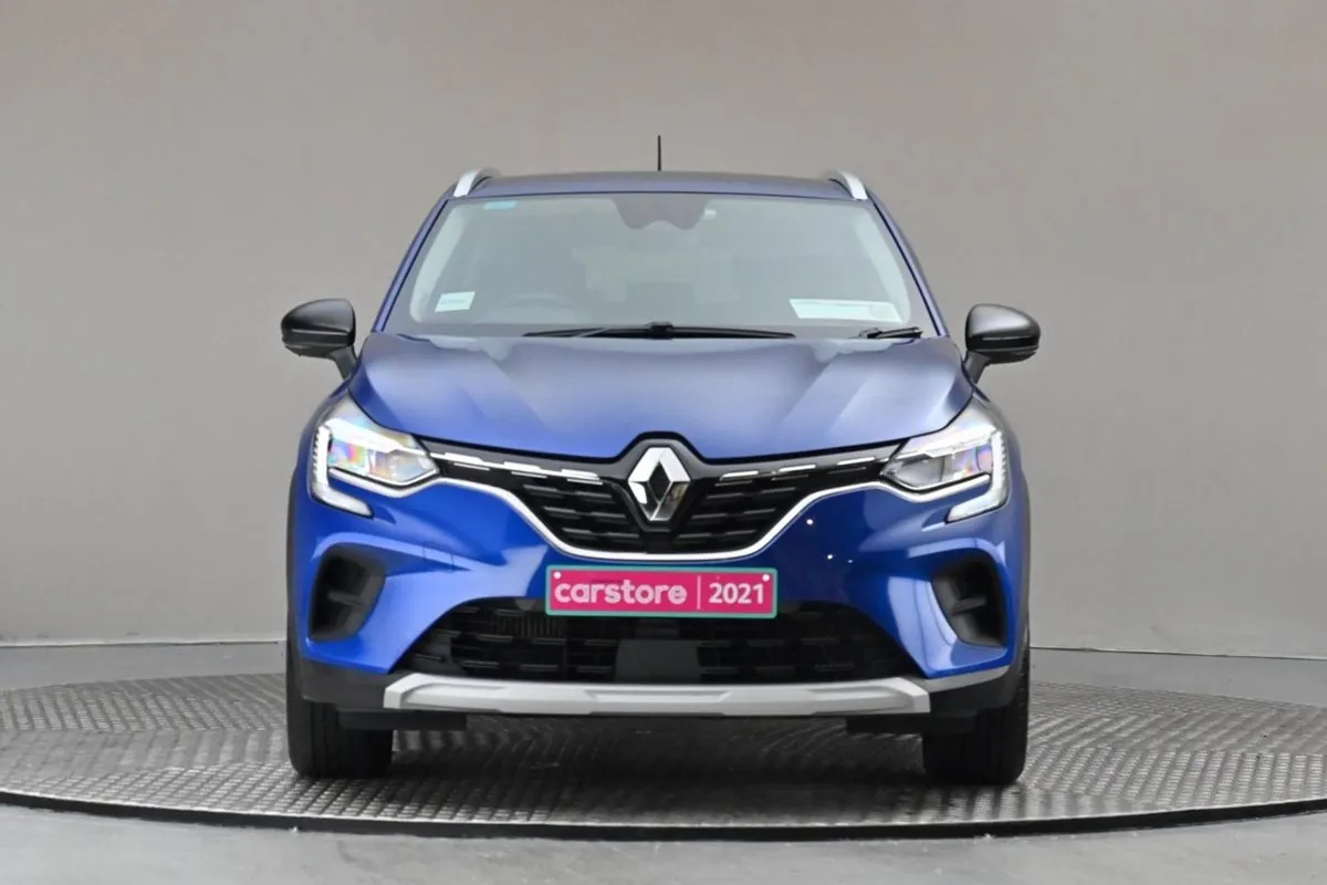 Renault Captur Tce 130 EDC Auto Iconic  sat Nav r - Image 2