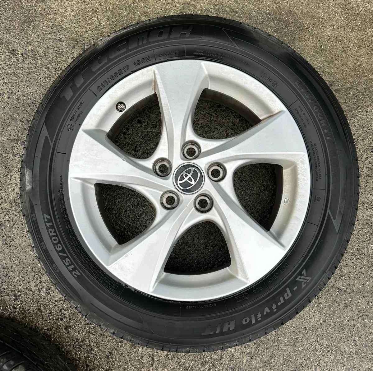 TOYOTA C-HR 17" GENUINE ALLOY WHEELS - Image 4