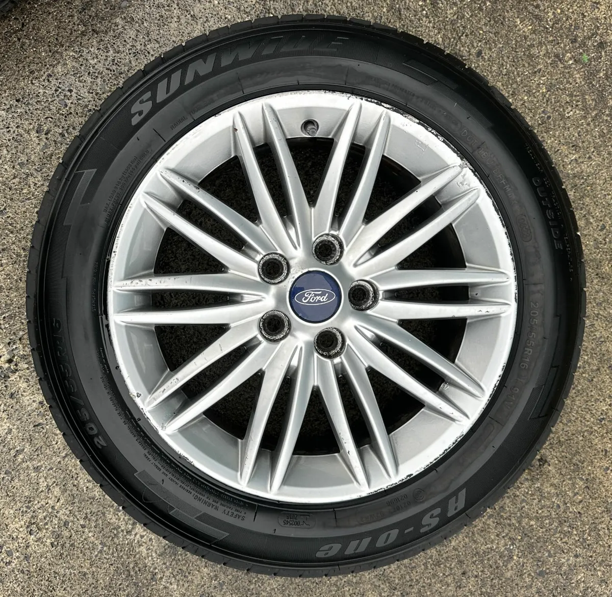 FORD 16" GENUINE ALLOY WHEELS - Image 3