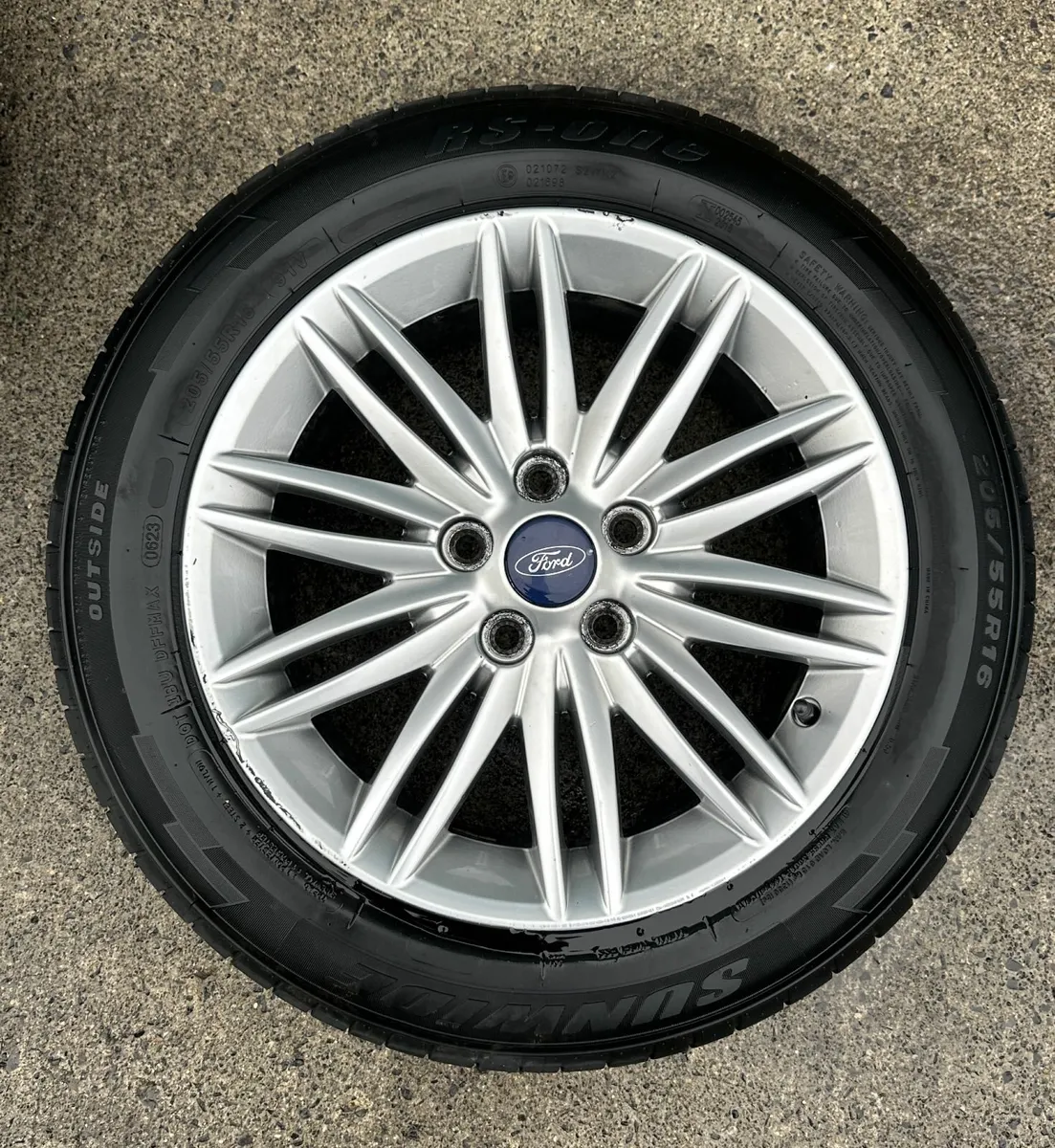 FORD 16" GENUINE ALLOY WHEELS - Image 4
