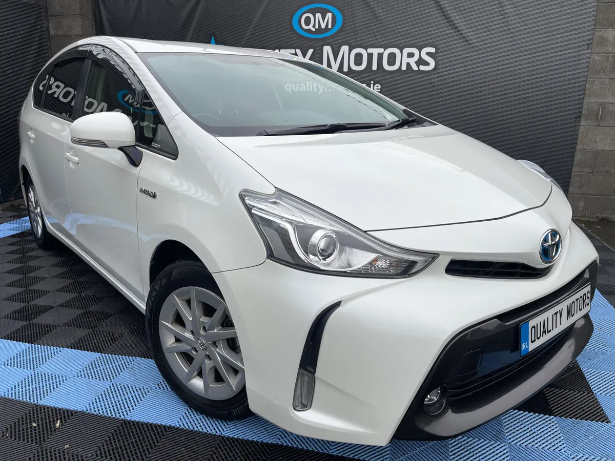 2017 TOYOTA PRIUS HYBRID (V16) 7 SEATER - Image 3