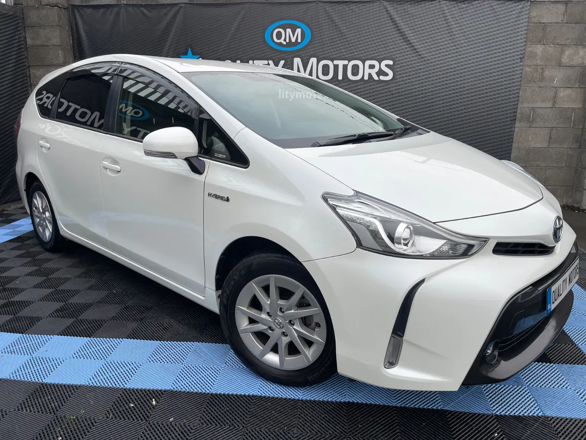 2017 TOYOTA PRIUS HYBRID (V16) 7 SEATER - Image 4
