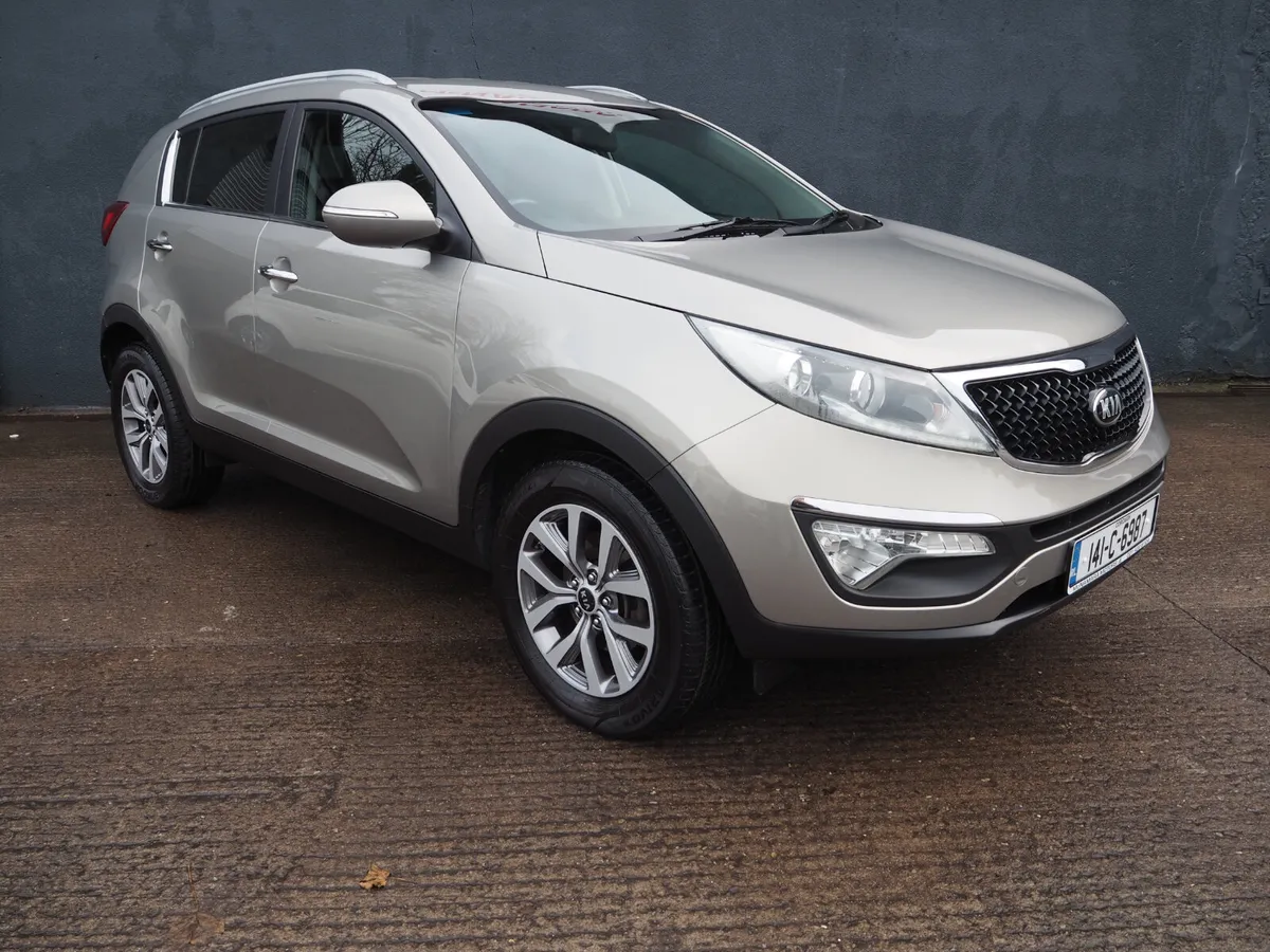 Kia Sportage  EX  Low Kms Exceptional Condition! - Image 3