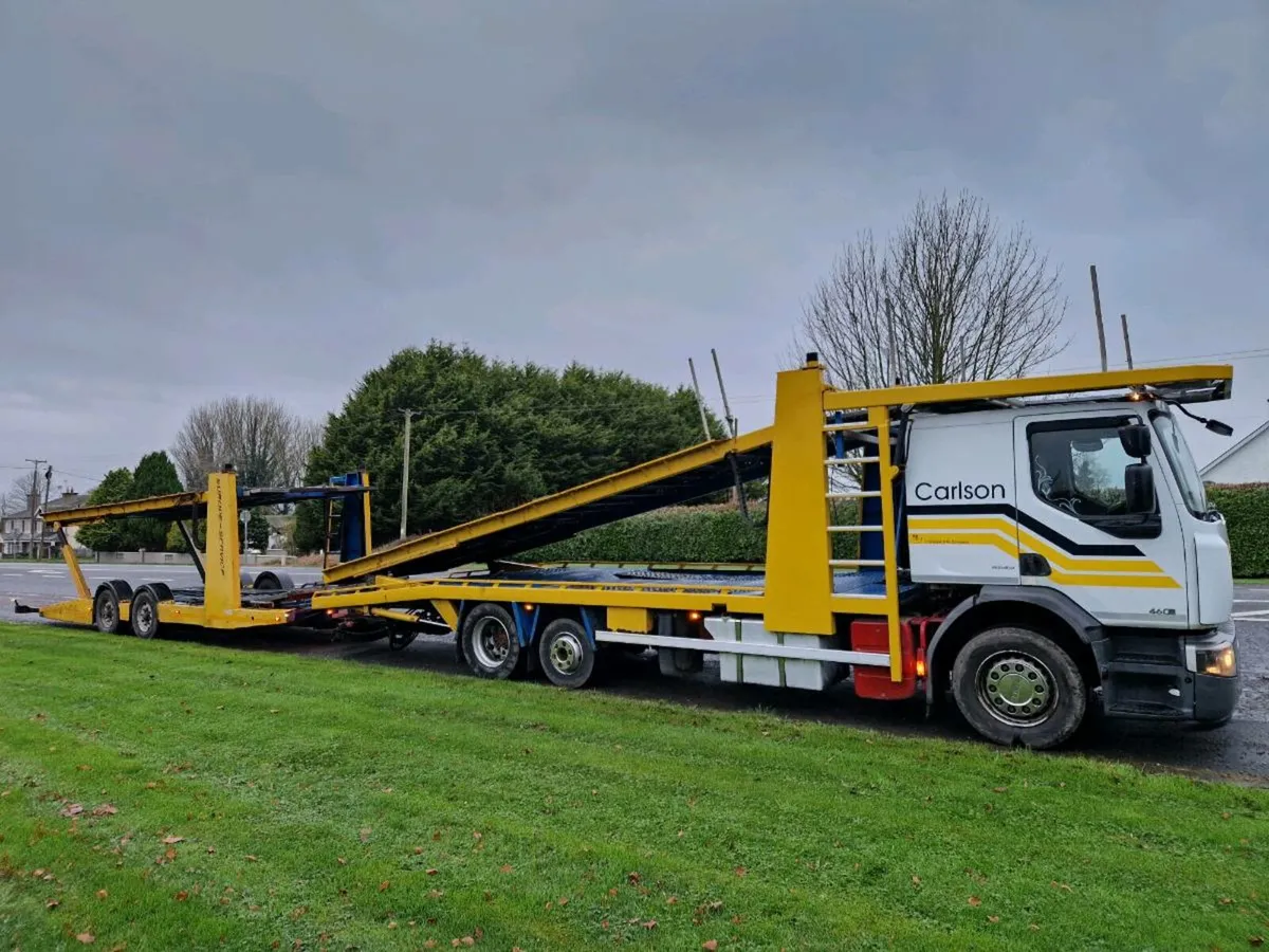 Renault car transporter with job - Image 1