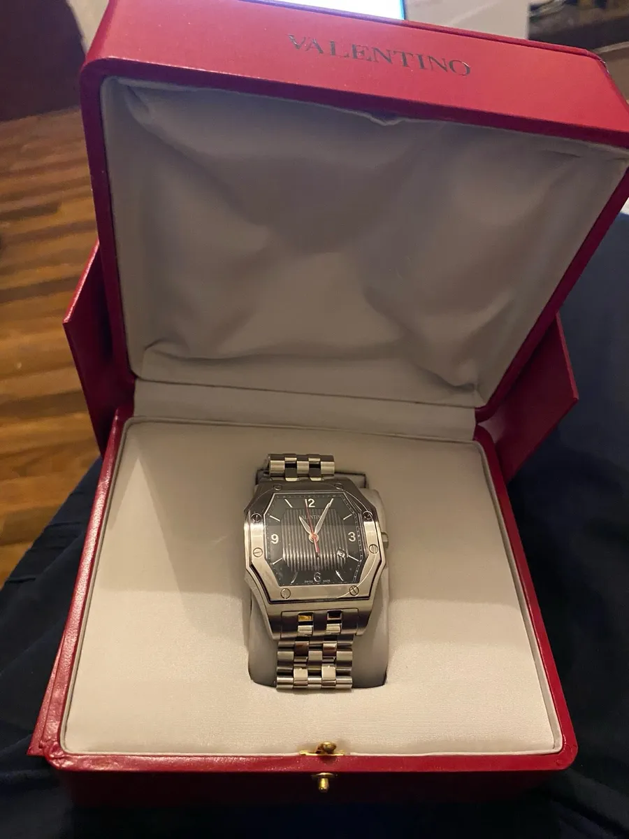 Valentino watch Brand new - Image 1