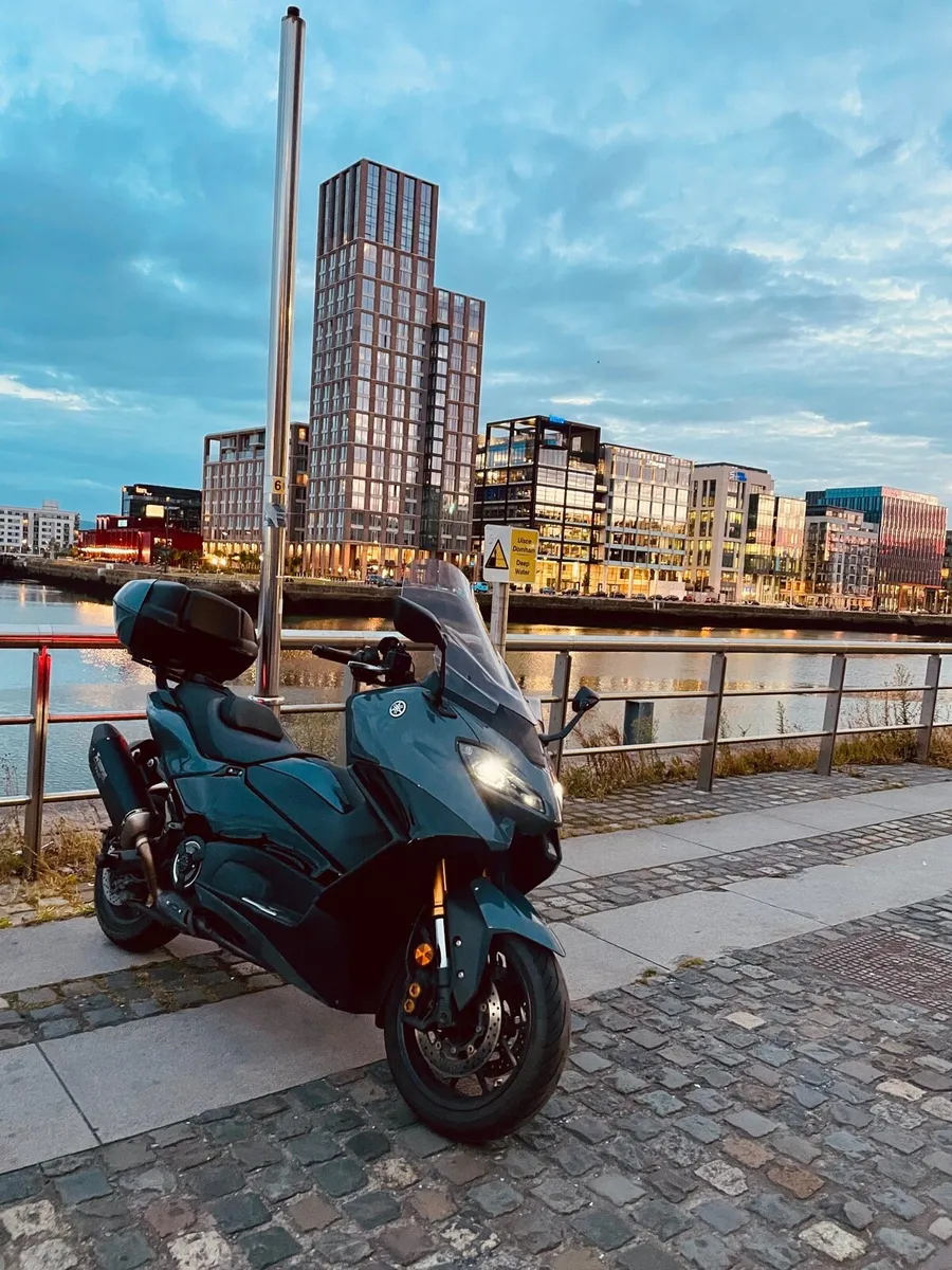 Yamaha T-Max Tech Max - Image 3