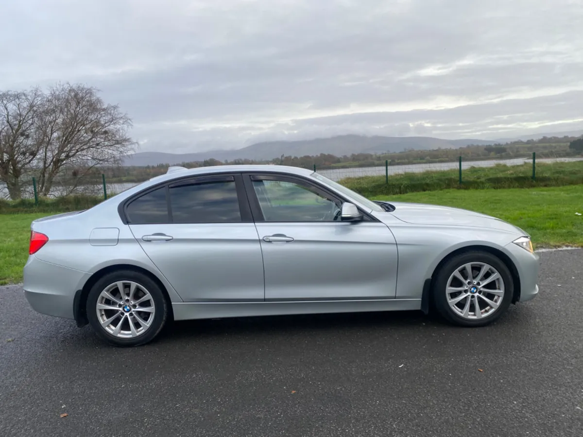 BMW 3-Series 2014 new timing chain,cheap insurance - Image 2