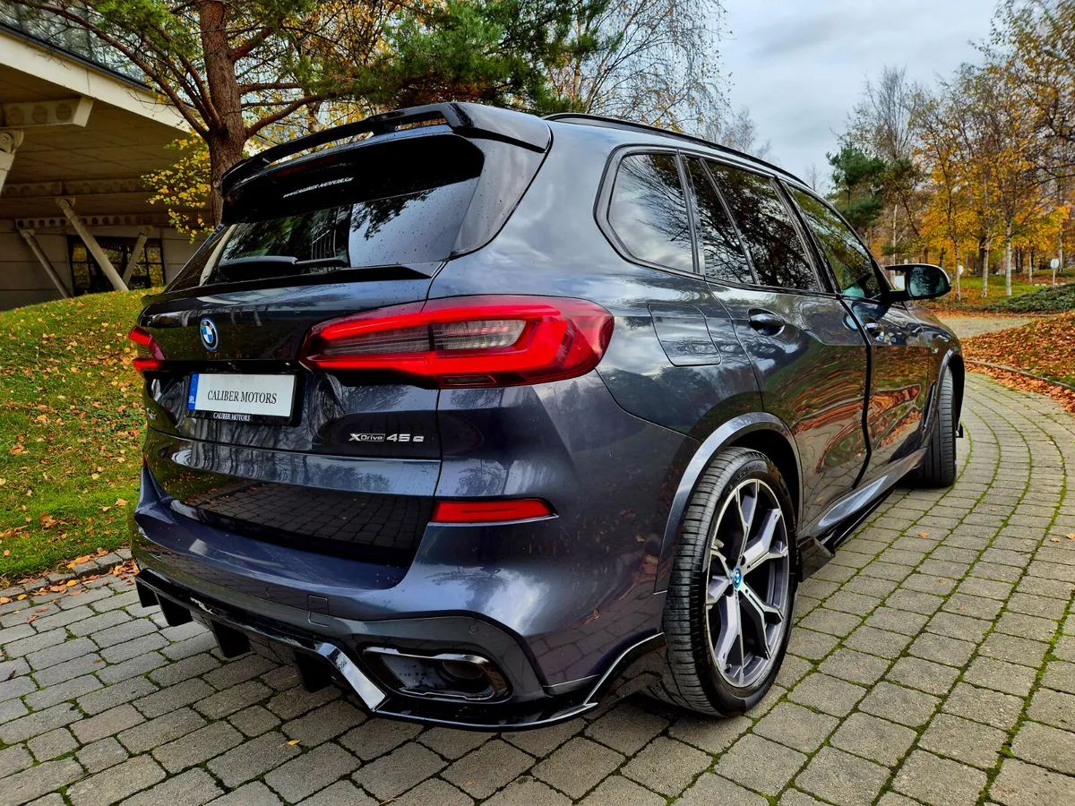 BMW X5 45e X-DRIVE M-PERFORMANCE - Image 2