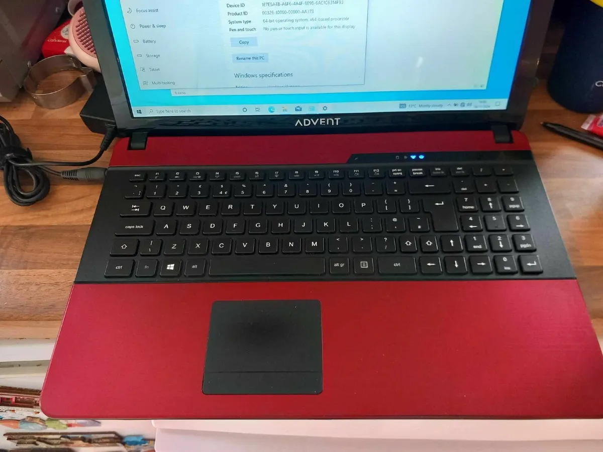 Advent T100 Laptop - Image 2