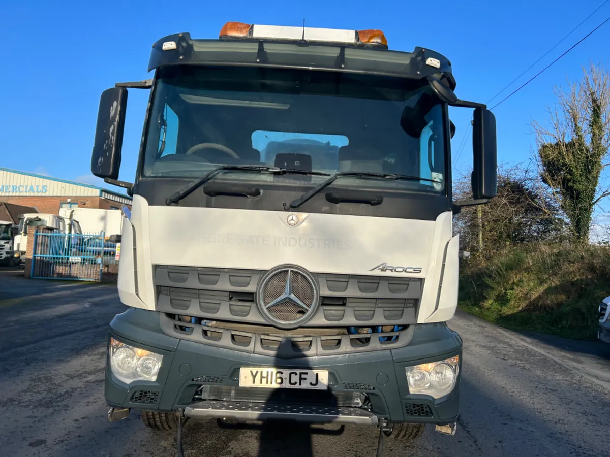 2016 Mercedes axor 1824 4m mini mixer - Image 2